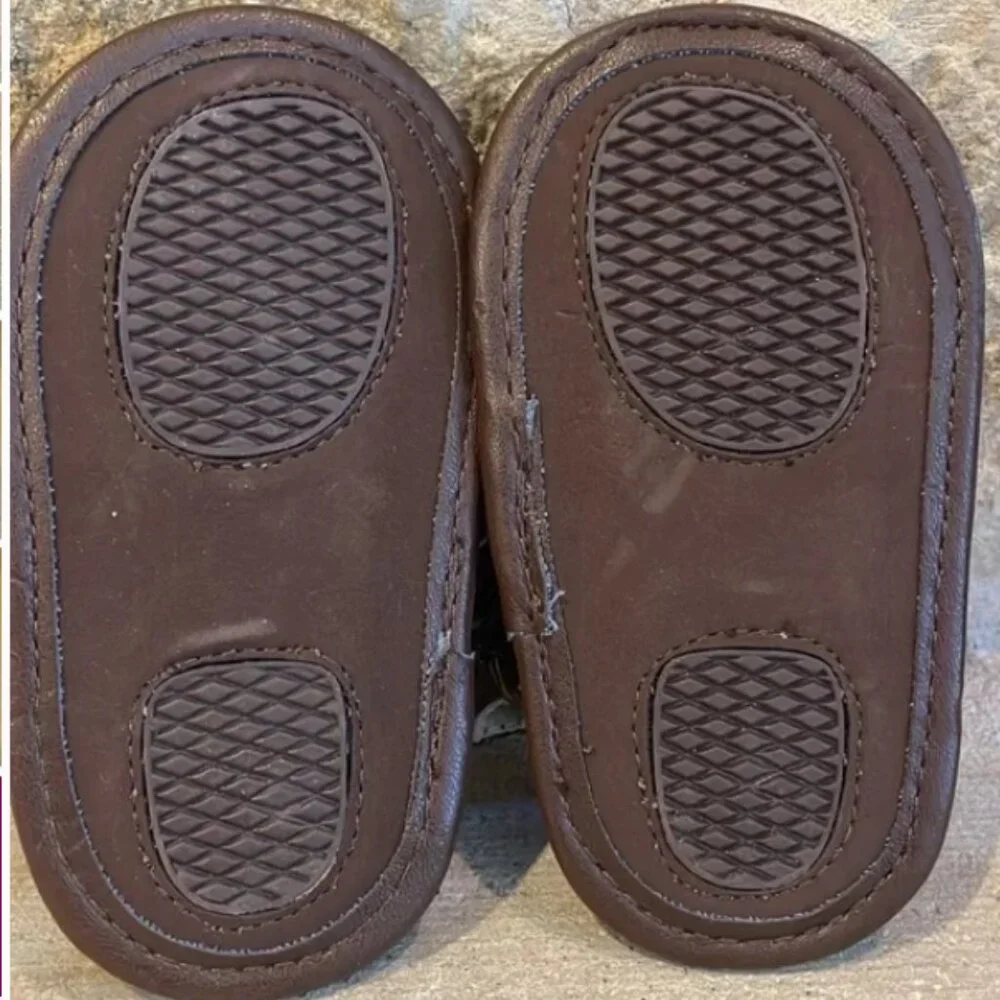 Baby Gap brown flip flops sandals flowers straps velcro Size Newborn 6-12 months